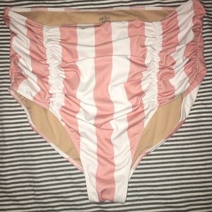 Kortni Jeane Maternity bottoms Large